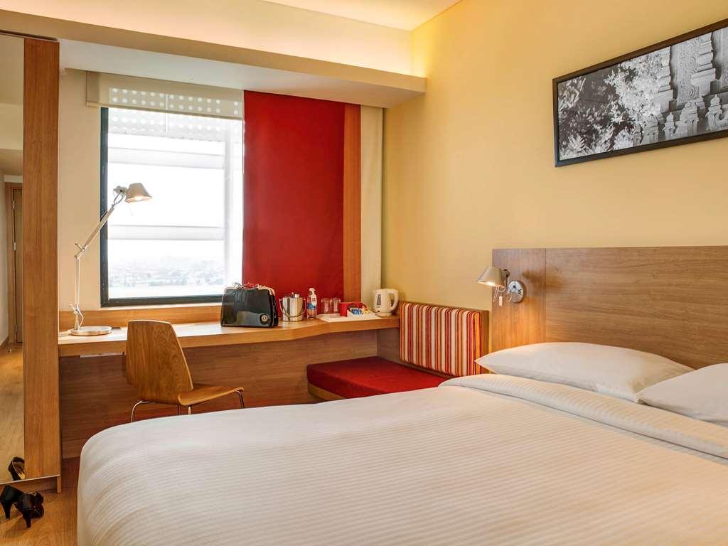 Ibis Kochi City Centre - An Accor Brand מראה חיצוני תמונה